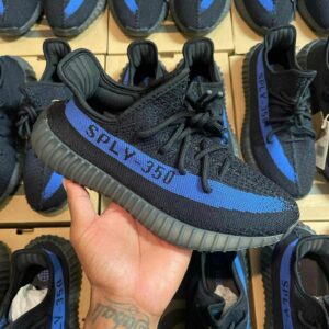 YEEZY SHOES PALLET 47 YEEZY SHOES PALLET - Image 17