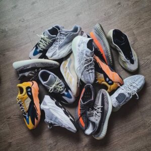 YEEZY SHOES PALLET 49 YEEZY SHOES PALLET - Image 19
