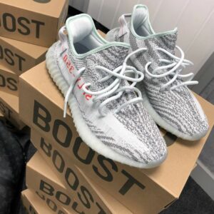 YEEZY SHOES PALLET 60 YEEZY SHOES PALLET - Image 30