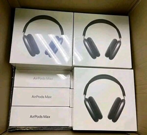 Apple AirPods Max pallets 10 Apple AirPods Max pallets