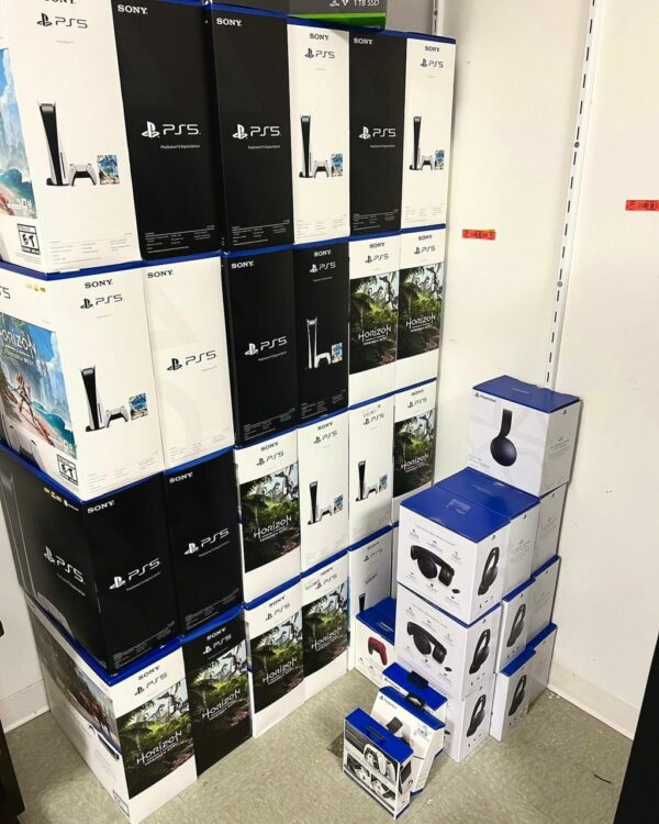 PS5 PALLETS 6 Ps5 pallet,ps5 liquidation
