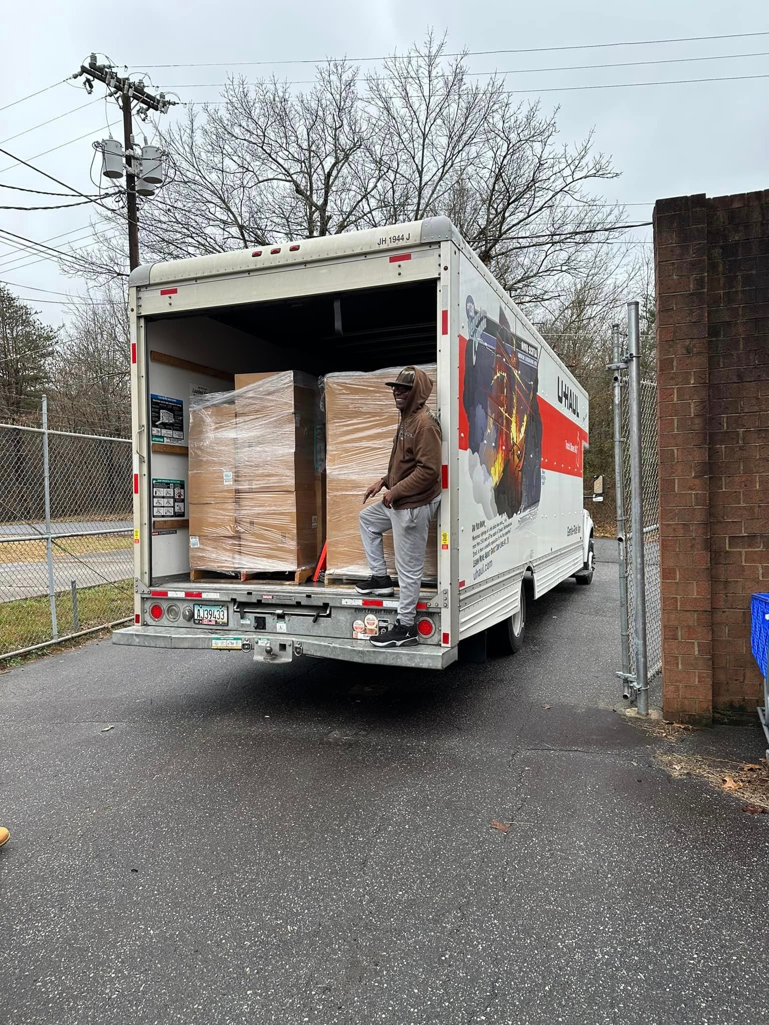 pallets liquidation