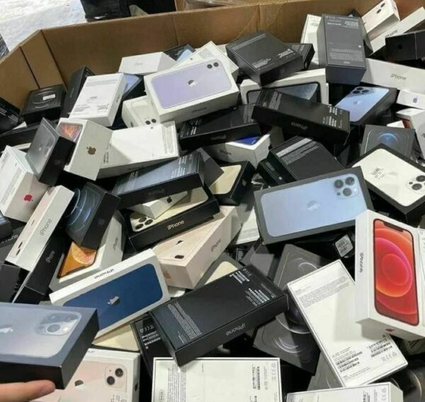 MIX IPHONE PALLETS 5 PALLETS