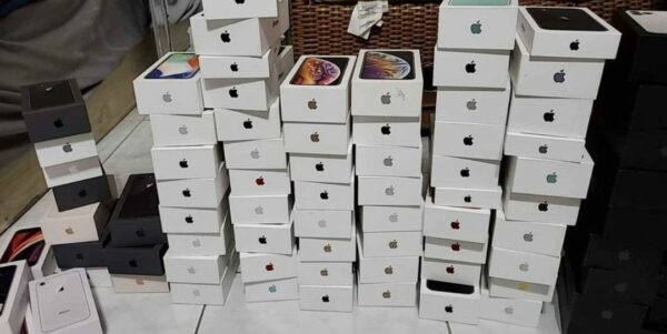 MIX IPHONE PALLETS 4 PALLETS