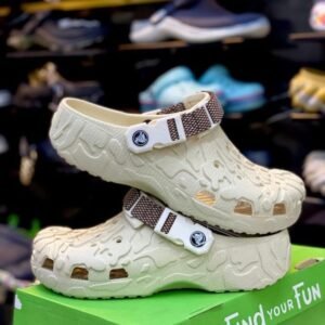 Crocs Footwear Pallet - Image 6