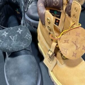 Hiking Boots Liquidation Pallet - Image 5