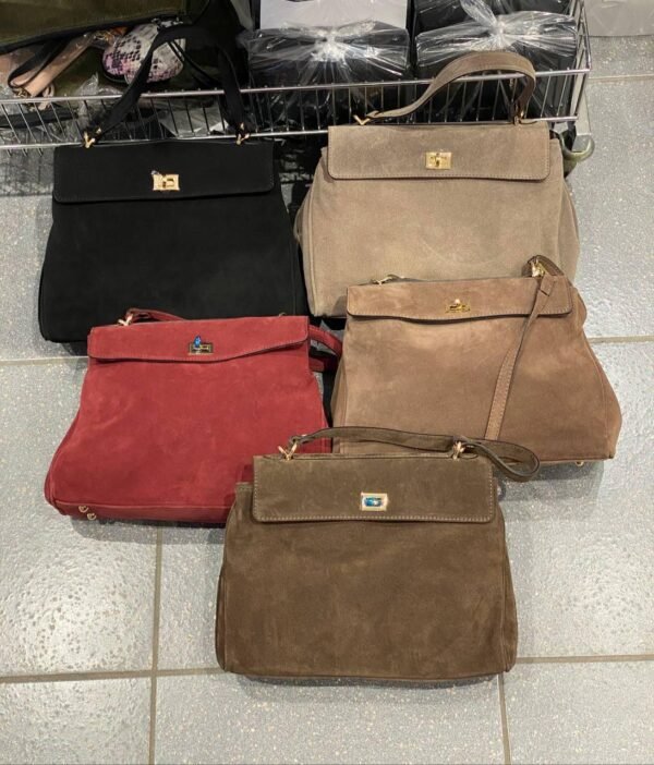 Ladies handbags Pallet 13 ladies handbags liquidation