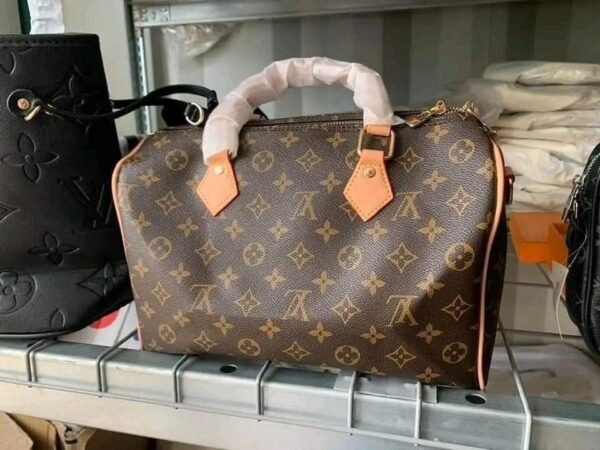 Ladies handbags Pallet 8 ladies handbags liquidation