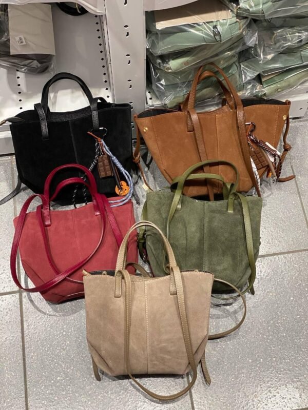 Ladies handbags Pallet 17 ladies handbags liquidation