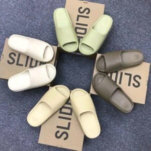 YEEZY SLIDES 27 YEEZY SLIDES - Image 9