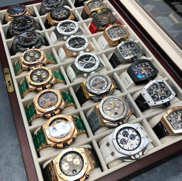CASUAL WATCH PALLETS 25 CASUAL WATCH PALLETS