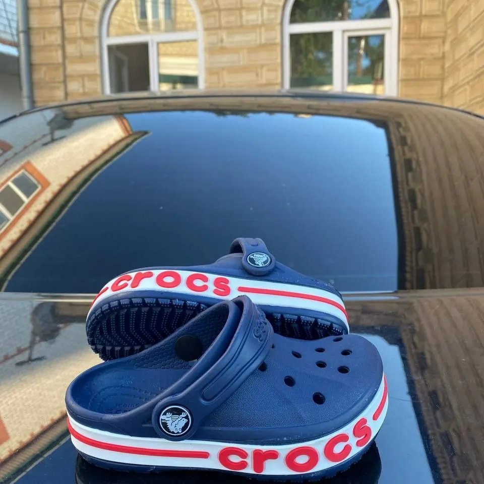 Crocs PALLETS 7 Crocs PALLETS