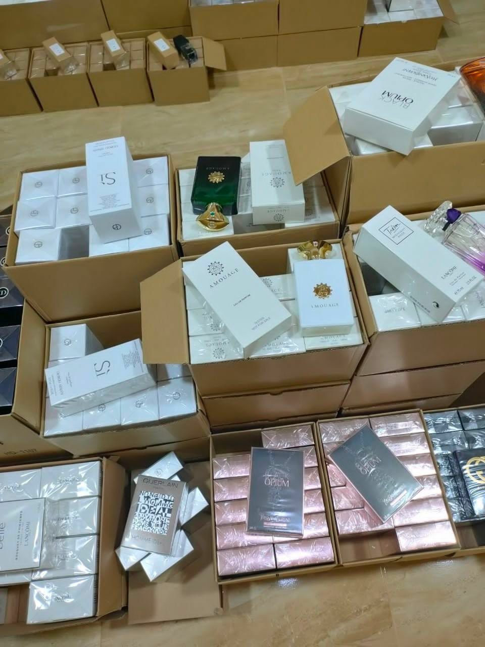 Perfume pallets