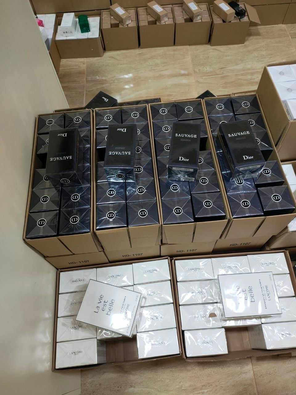 Perfume pallets