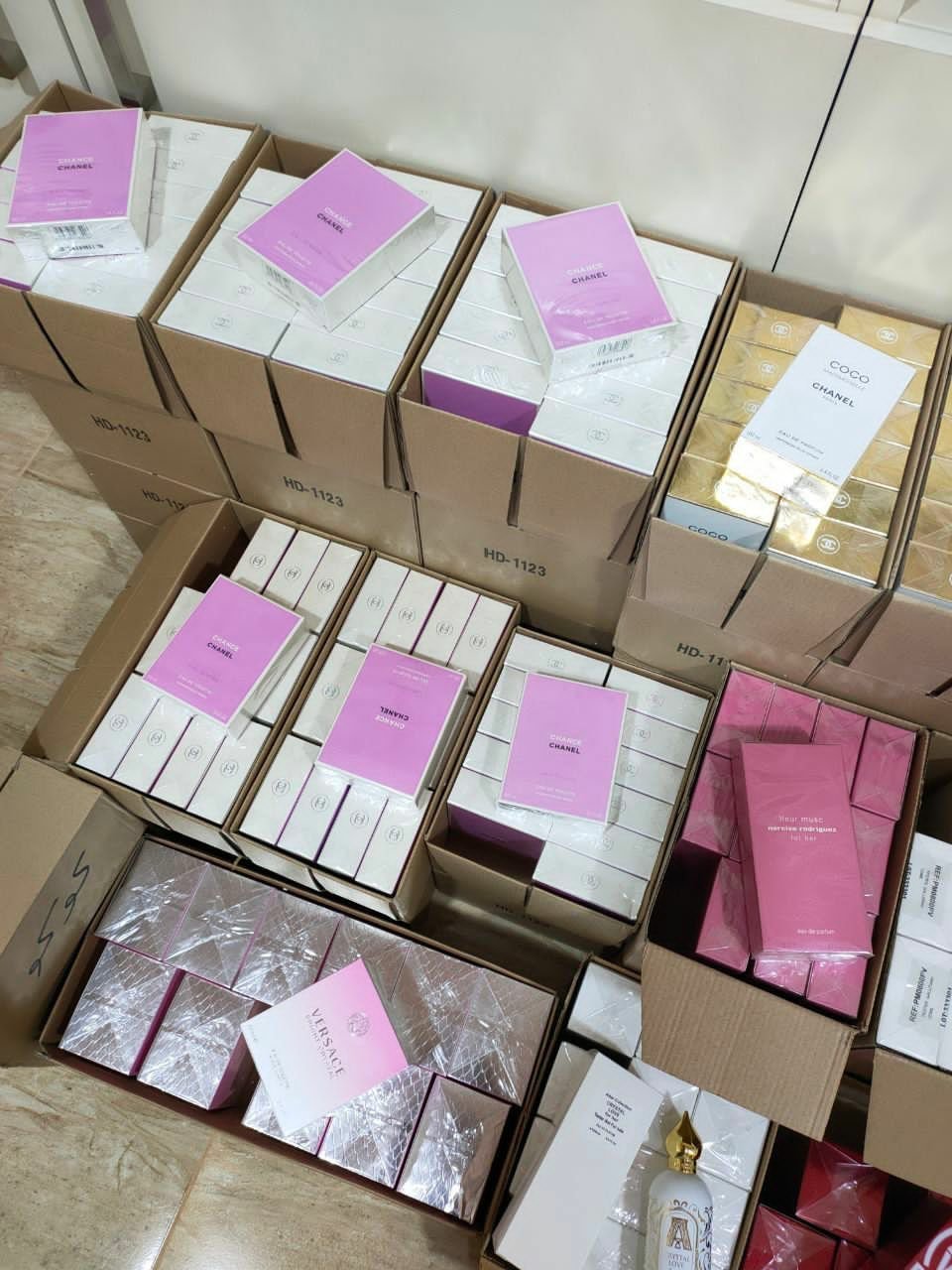 Perfume pallets