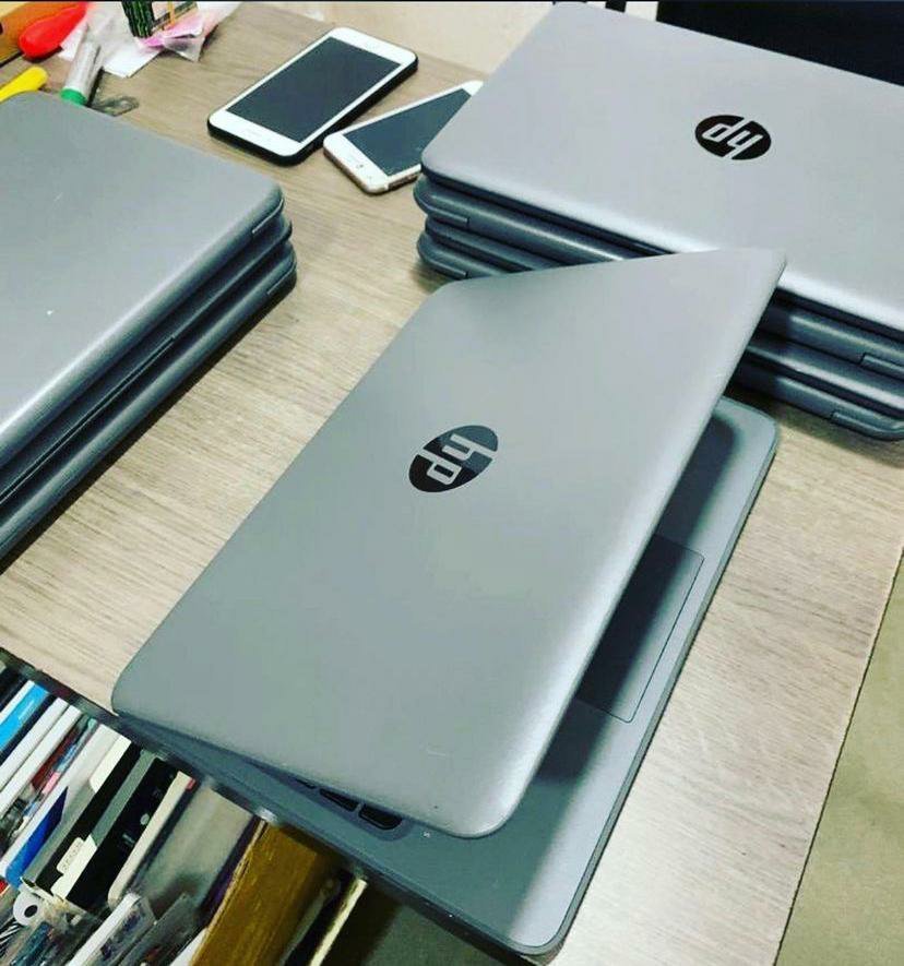 HP/DELL LAPTOPS PALLETS 6 HP/DELL LAPTOPS PALLETS