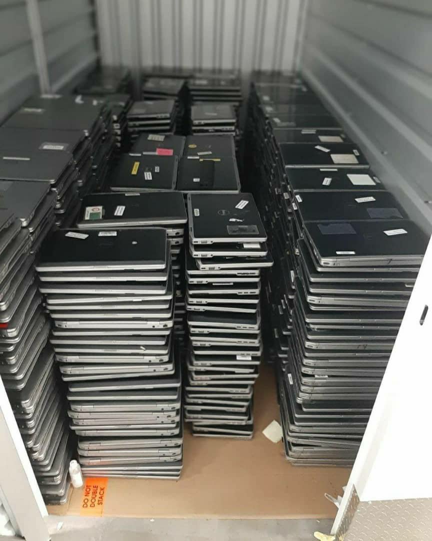 HP/DELL LAPTOPS PALLETS 22 HP/DELL LAPTOPS PALLETS