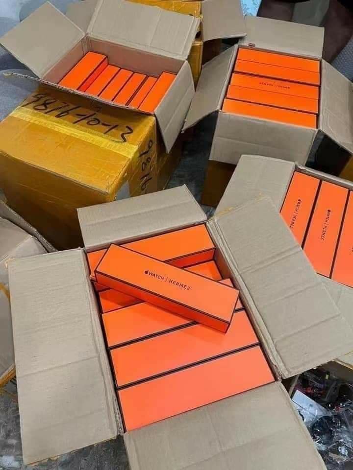 APPLE WATCH PALLETS 11 APPLE WATCH PALLETS