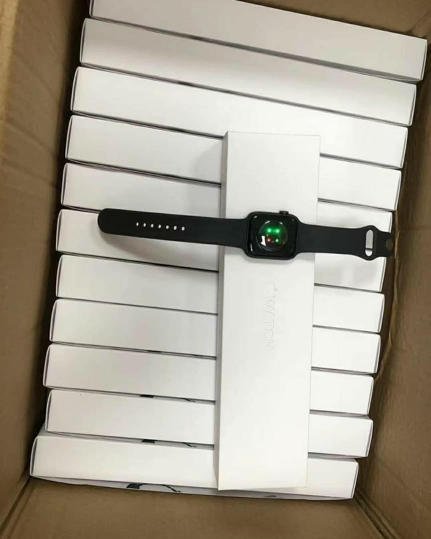 APPLE WATCH PALLETS 1 APPLE WATCH PALLETS