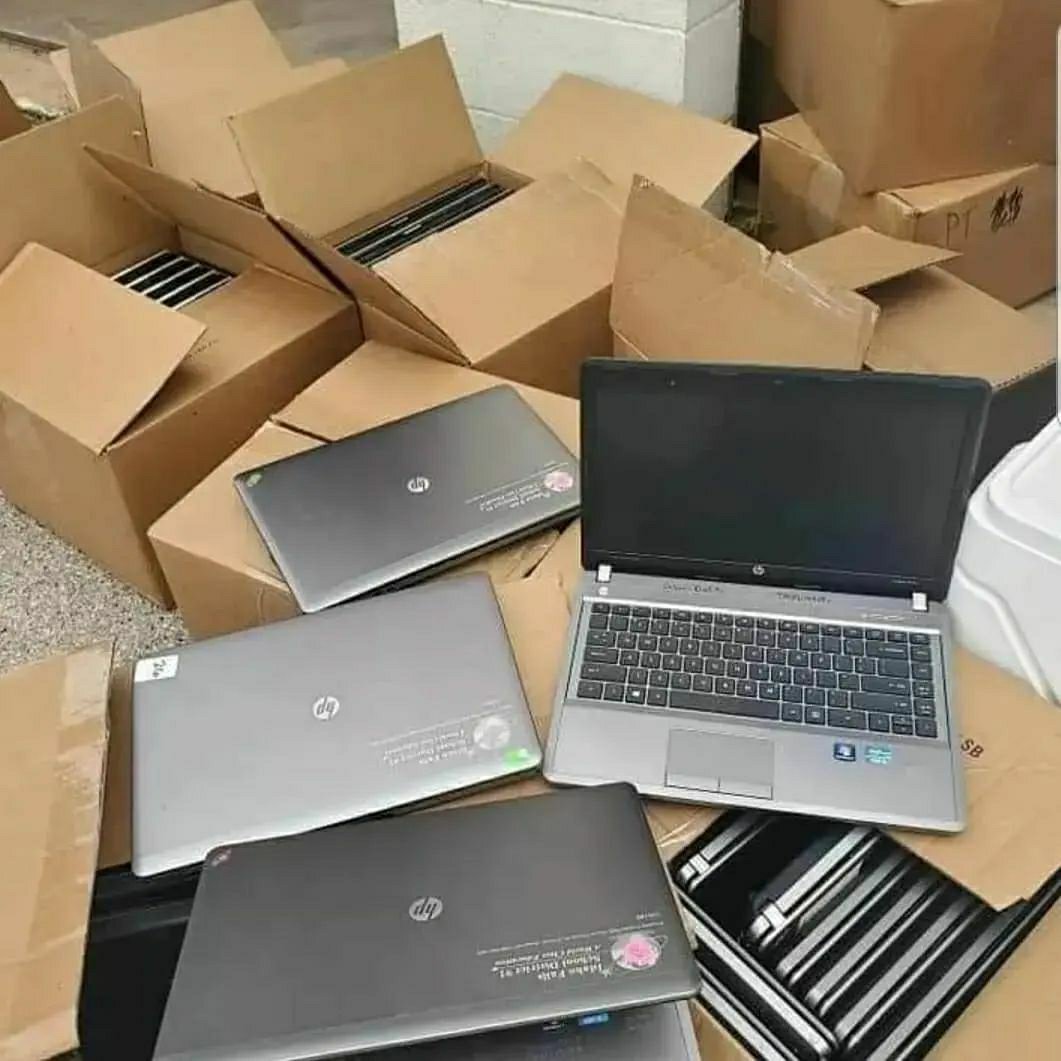 HP/DELL LAPTOPS PALLETS 2 HP/DELL LAPTOPS PALLETS