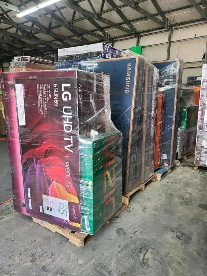 TV Pallets