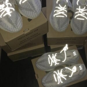 YEEZY SHOES PALLET - Image 28