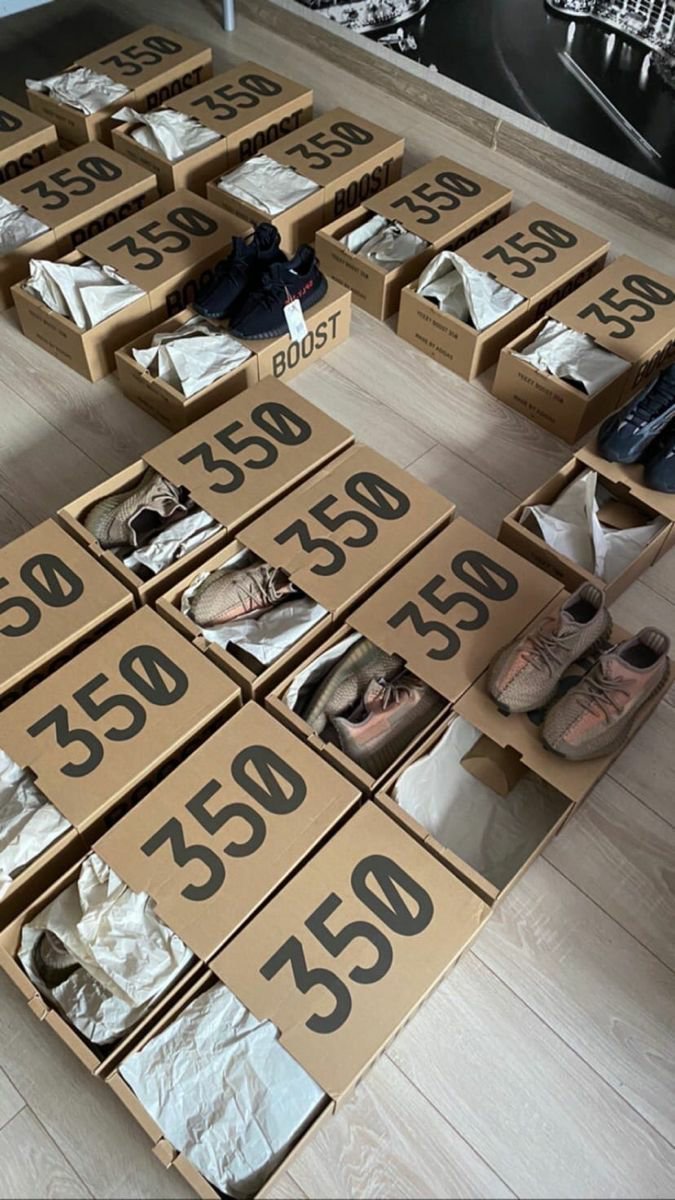 YEEZY SHOES PALLET