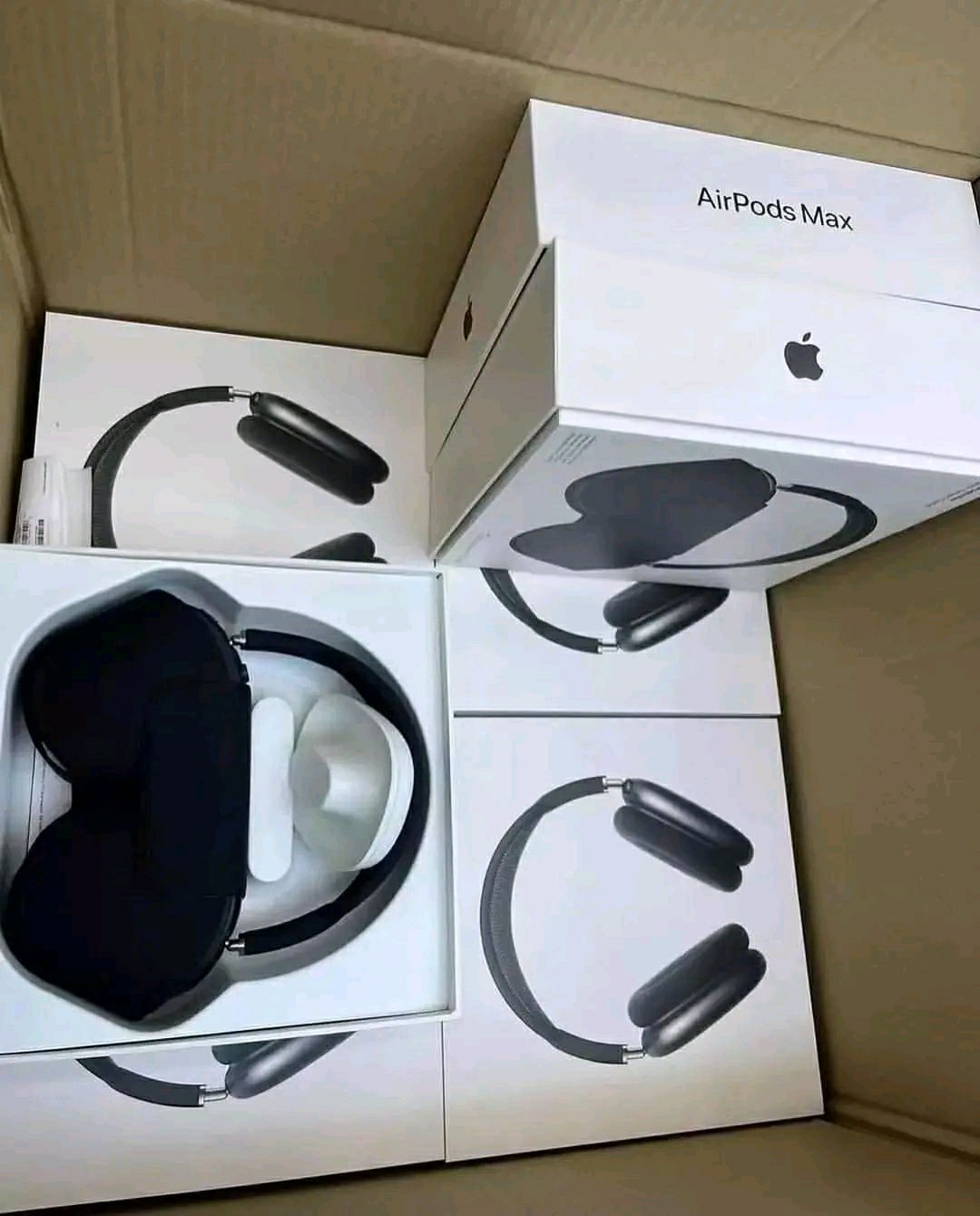Apple AirPods Max pallets 5 Apple AirPods Max pallets