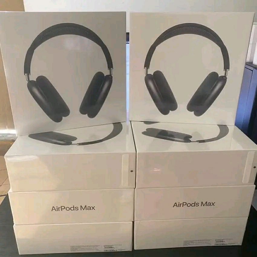 Apple AirPods Max pallets 13 Apple AirPods Max pallets