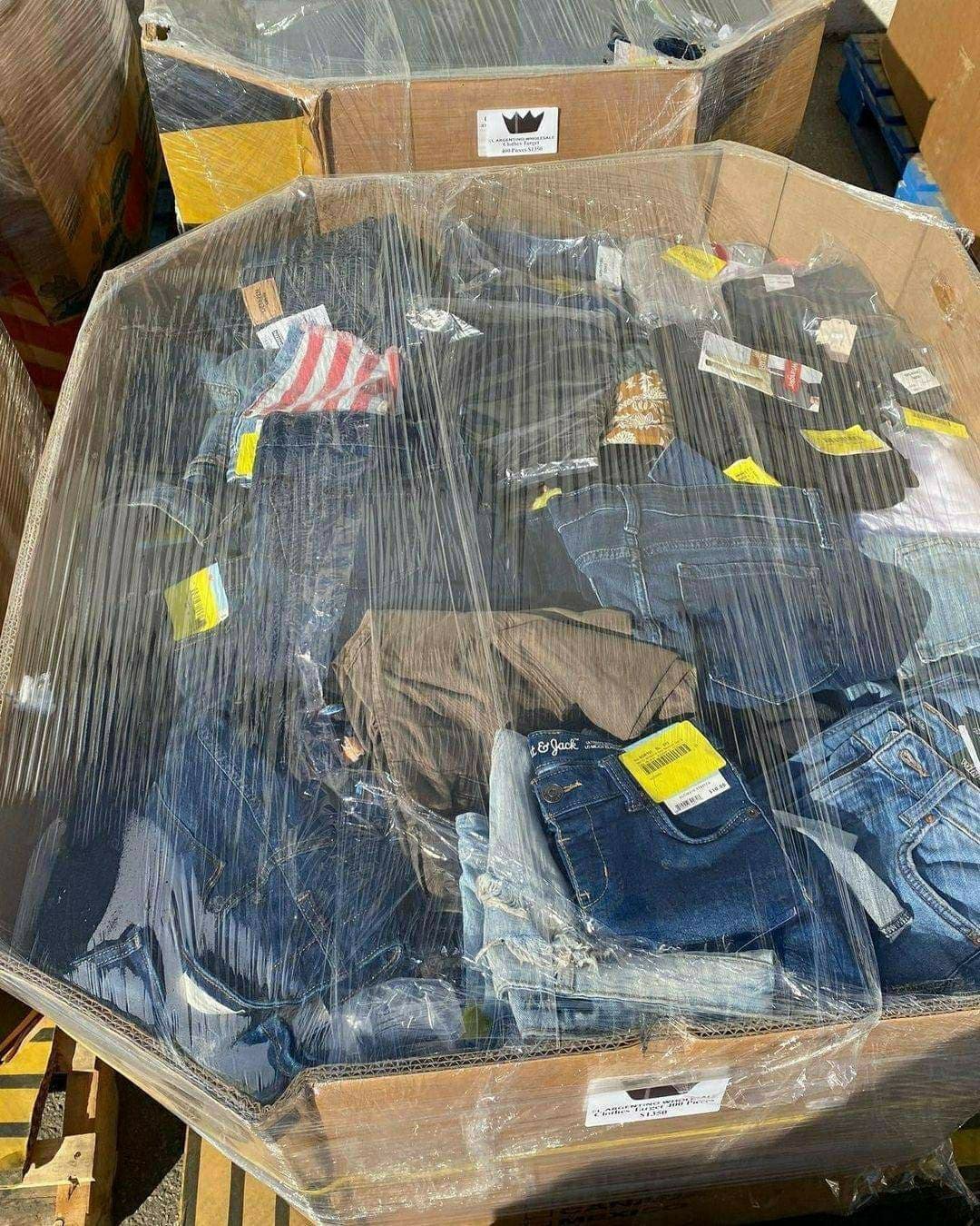Kids clothes 2 Kids clothes