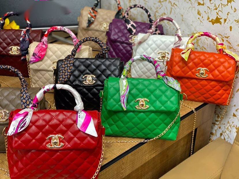 Woman bags & purse pallets 16 Woman bags