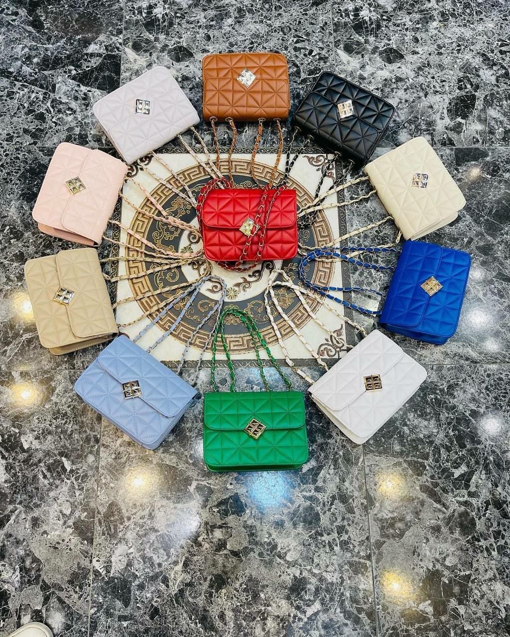 Woman bags & purse pallets 7 Woman bags